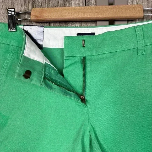 J Crew Shorts Sz 4 Chino Green Color 3-1/2 Inseam Factory NEW - Picture 2 of 7